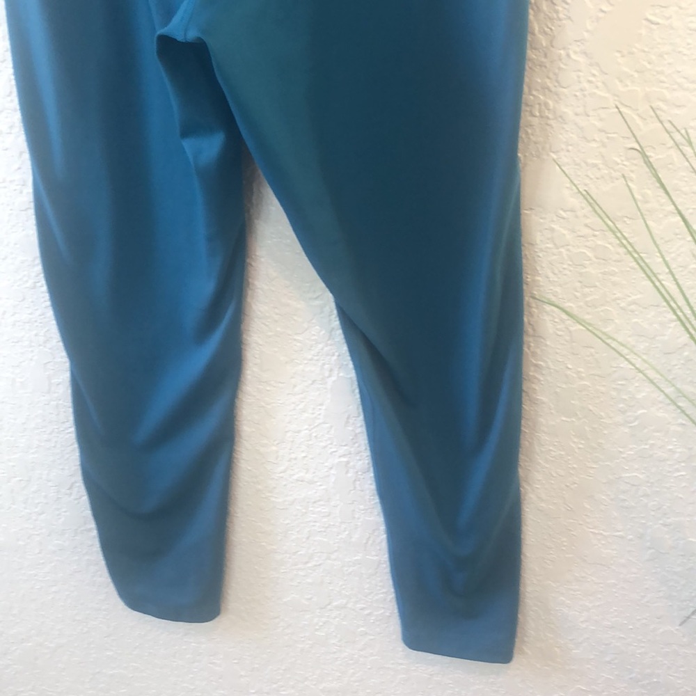 Girlfriend Collective Leggings aqua Turquoise teal color - Picture 12 of 13